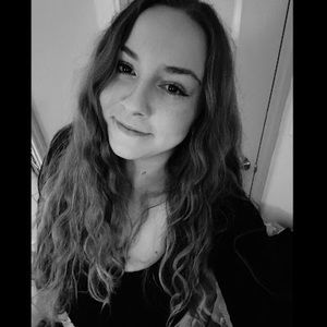 Meet your Posher, Alison